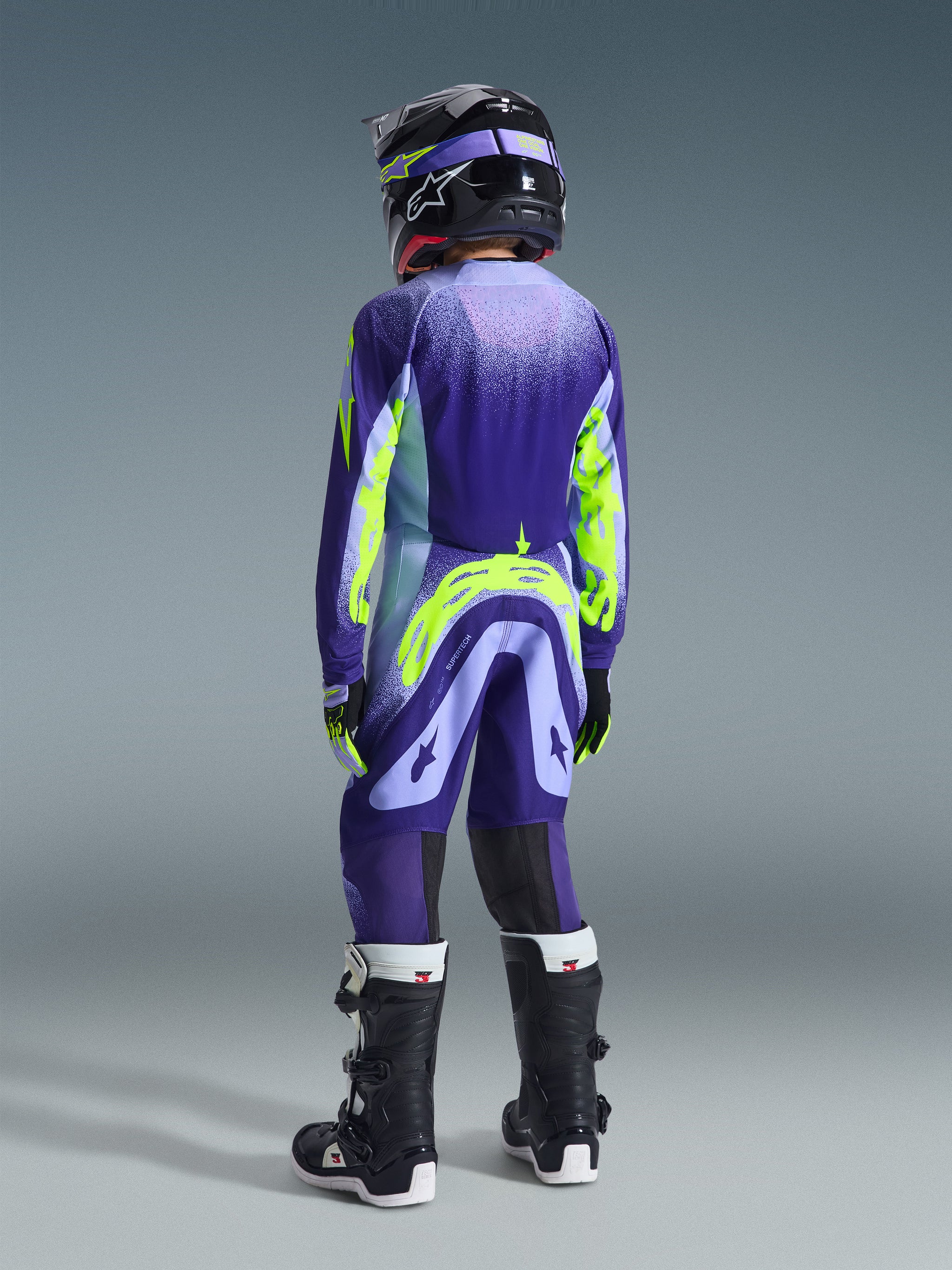 2026 Youth Supertech Scenz Gear Set
