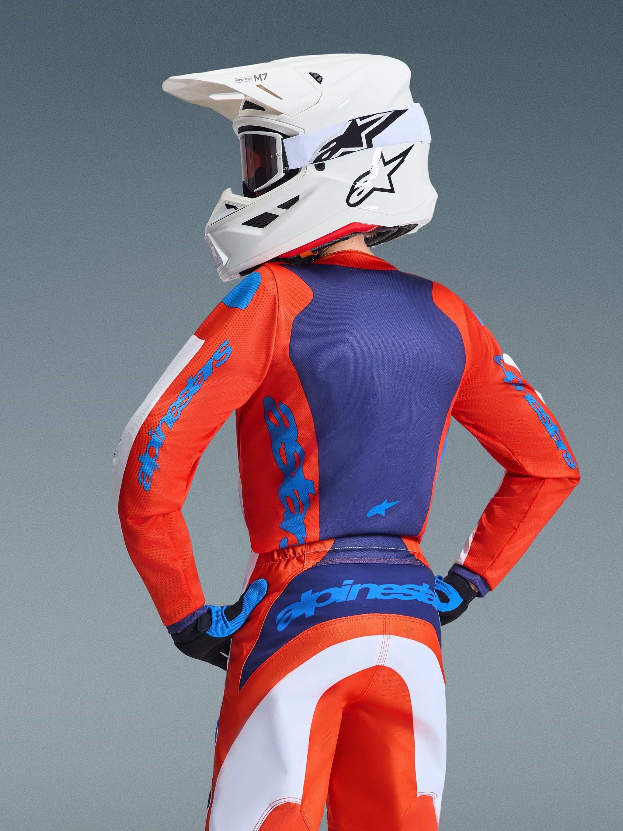 2026 Youth Fluid Grid Gear Set