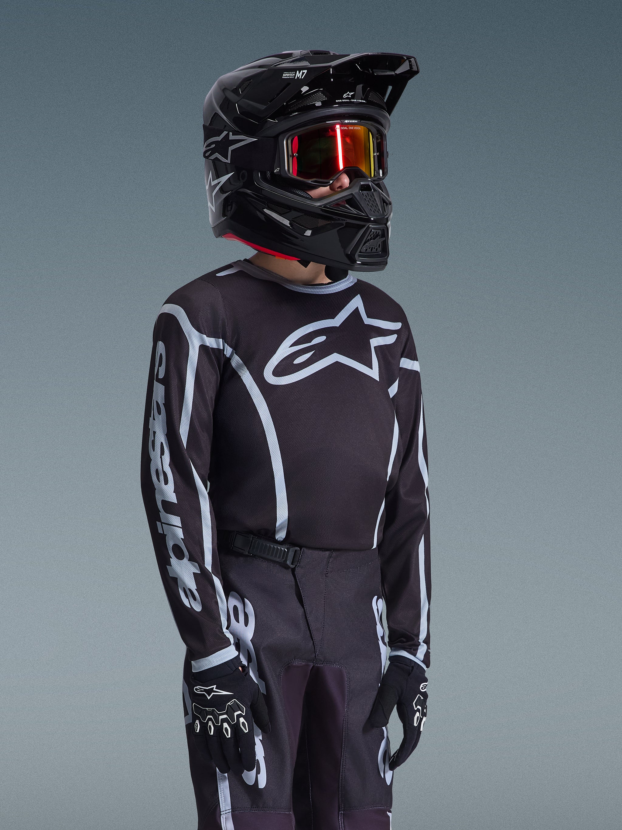 2026 Youth Fluid Apex Gear Set