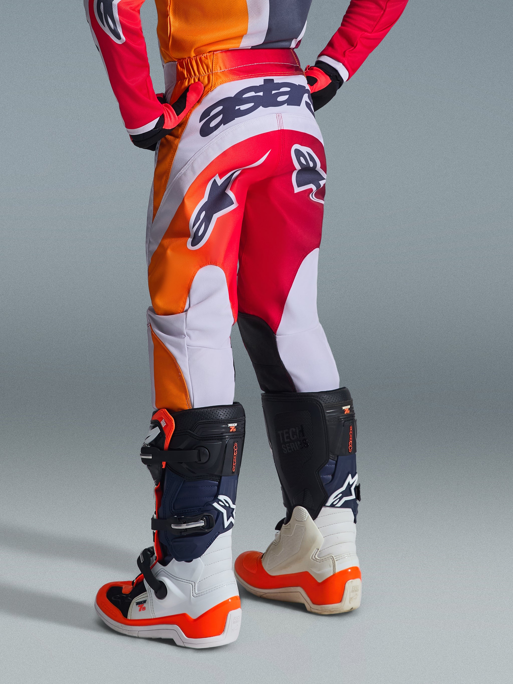 2026 Youth Fluid Portl Gear Set