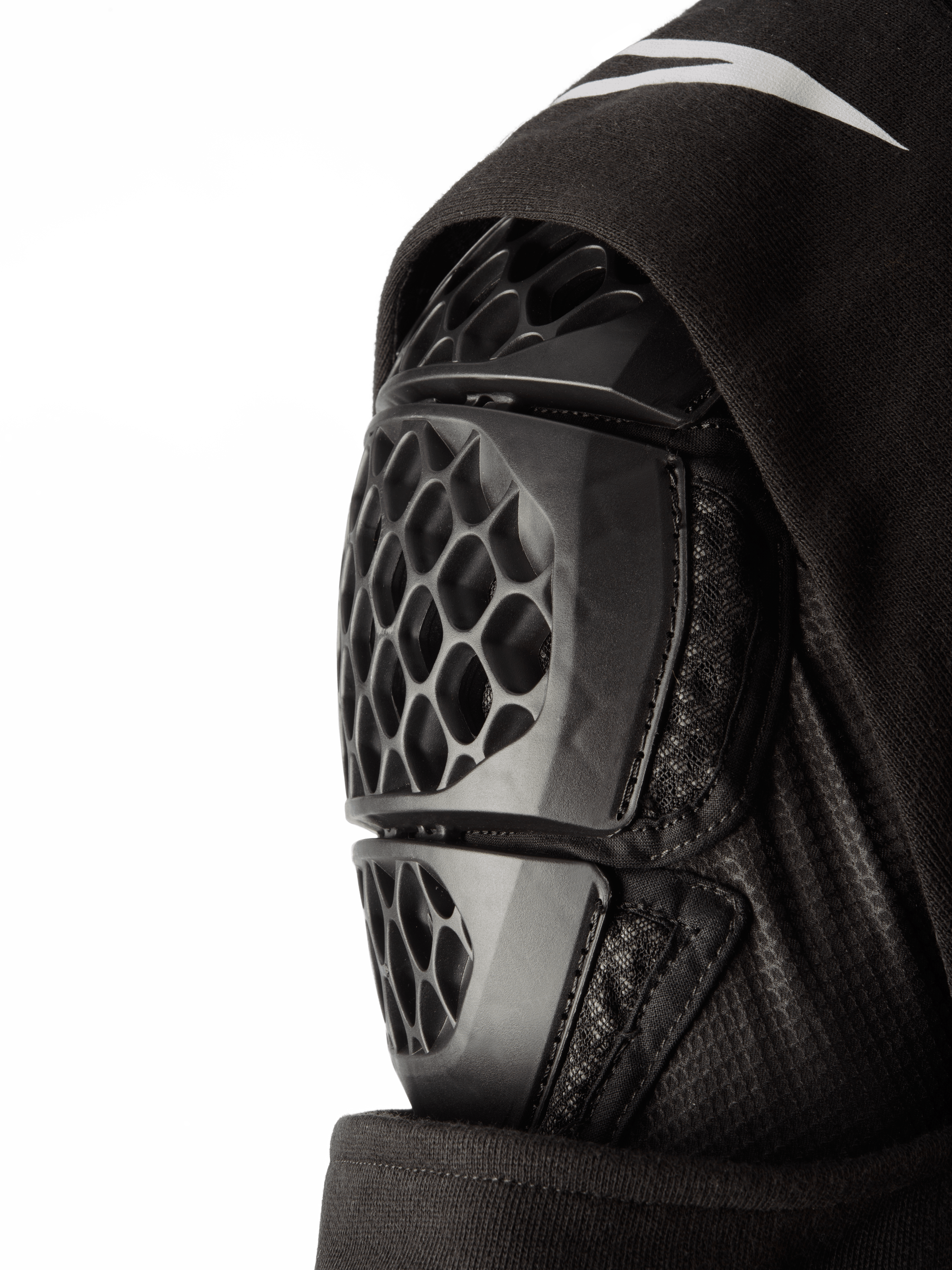 RSRV ARMOR HOODIE
