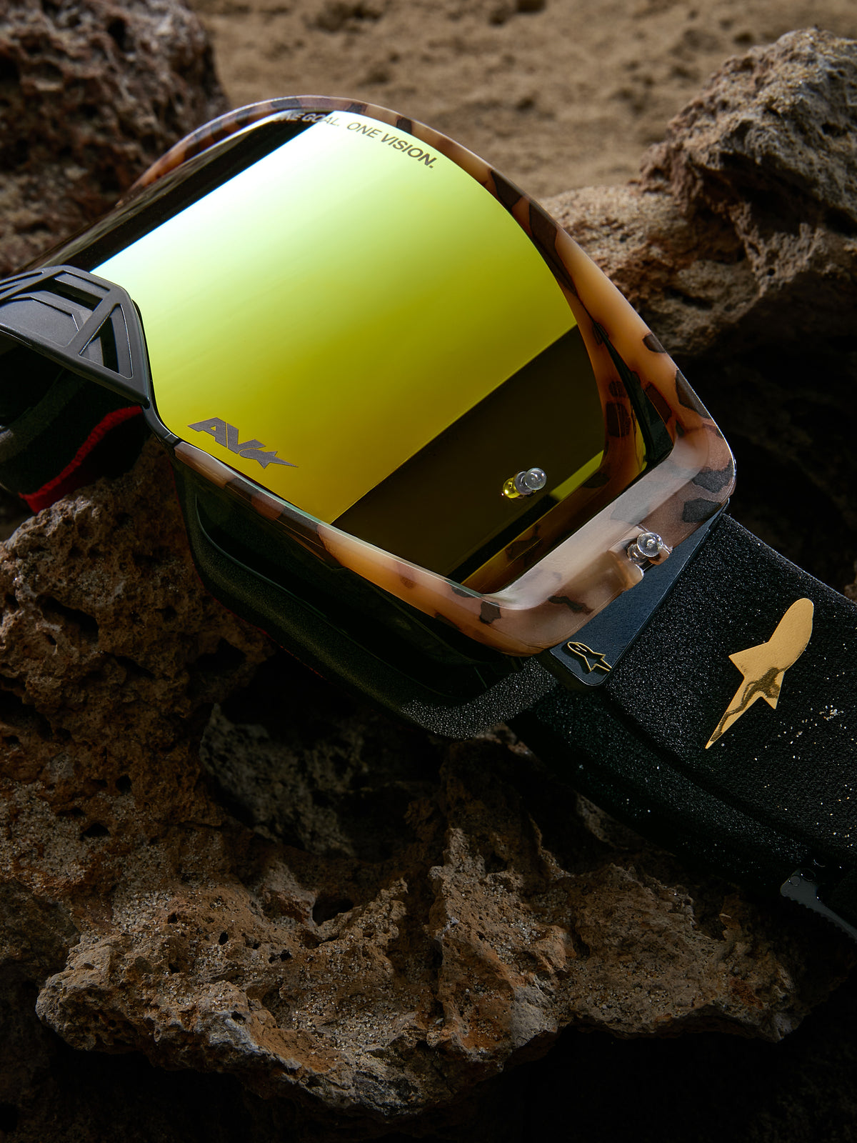 Limited Edition Supertech Zona Goggles