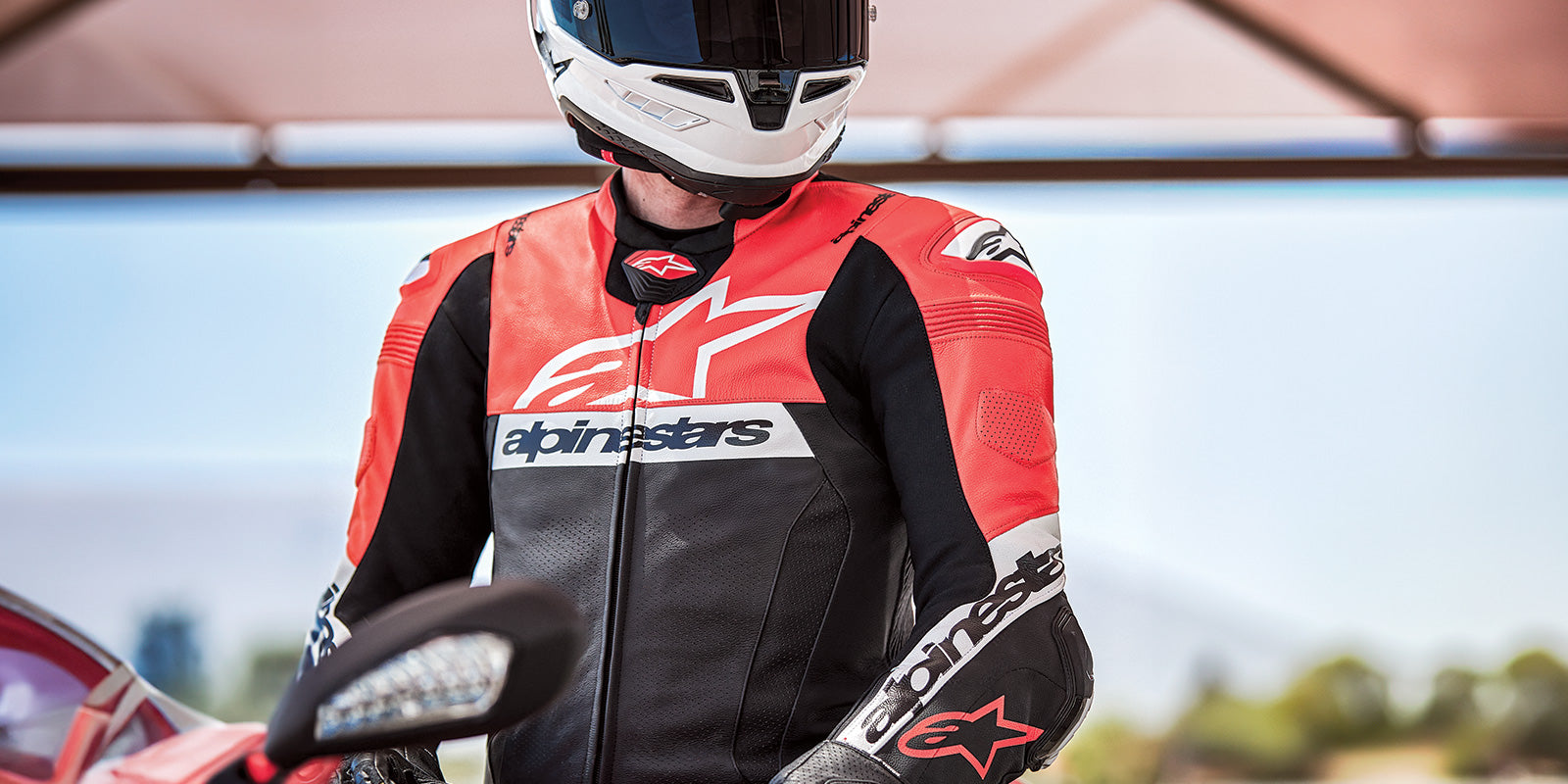 Missile V2 Ward 1-Piece - Motorcycle Suits | Alpinestars®