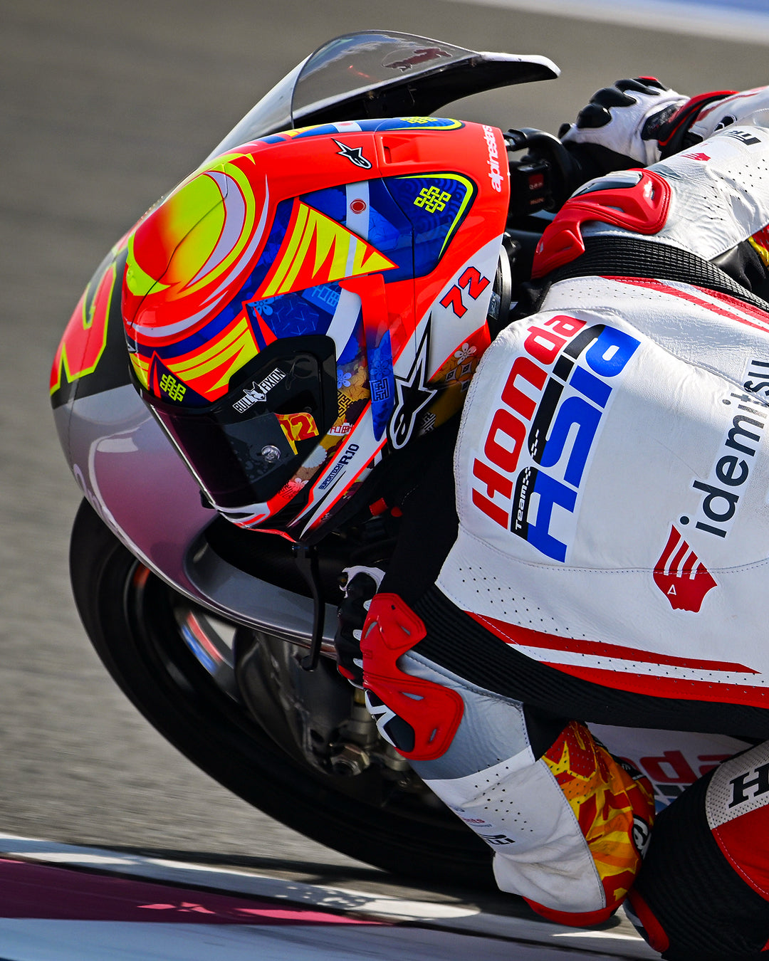 Supertech R10 Helmet JP