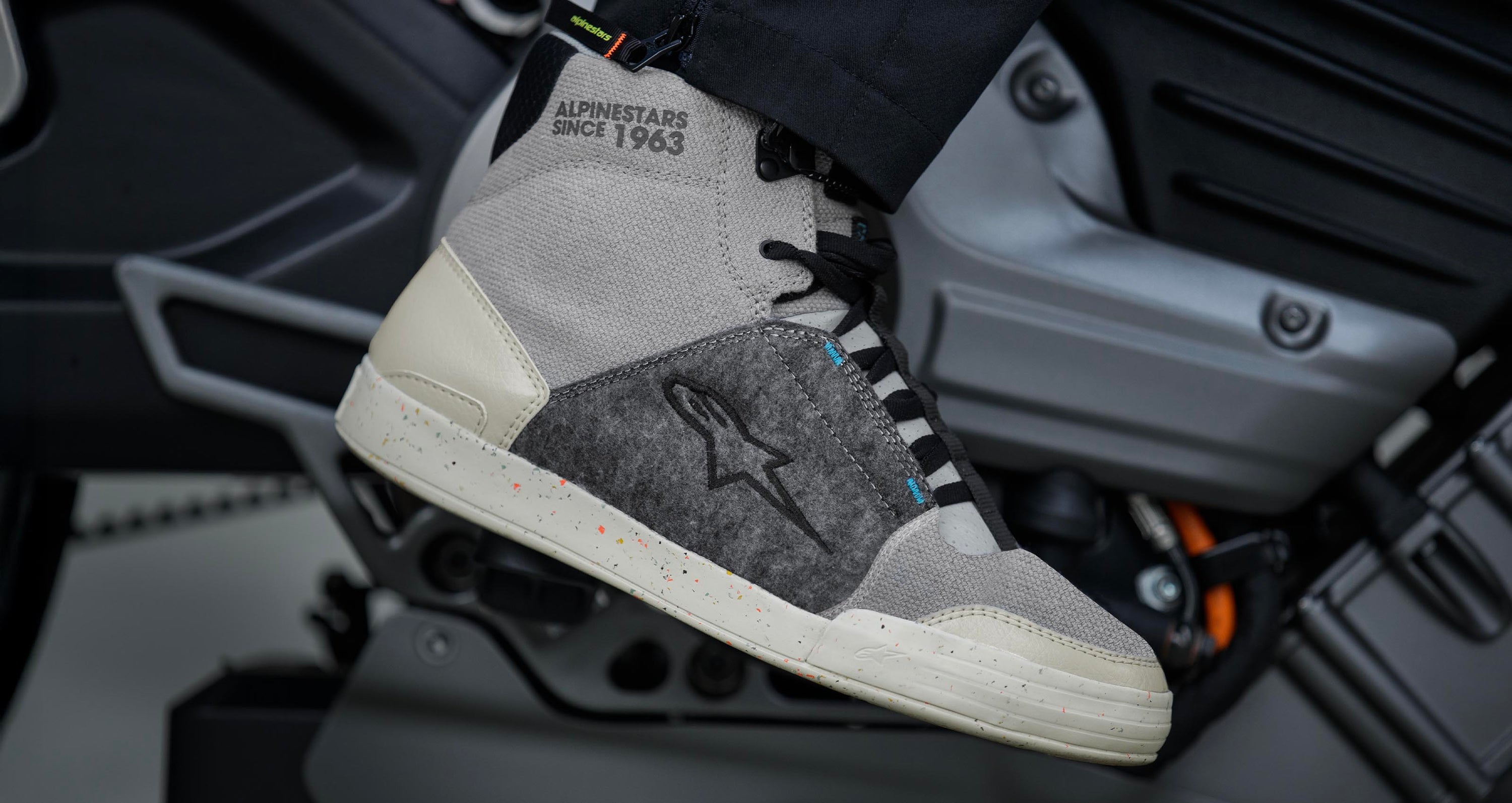 Image 23001683394618