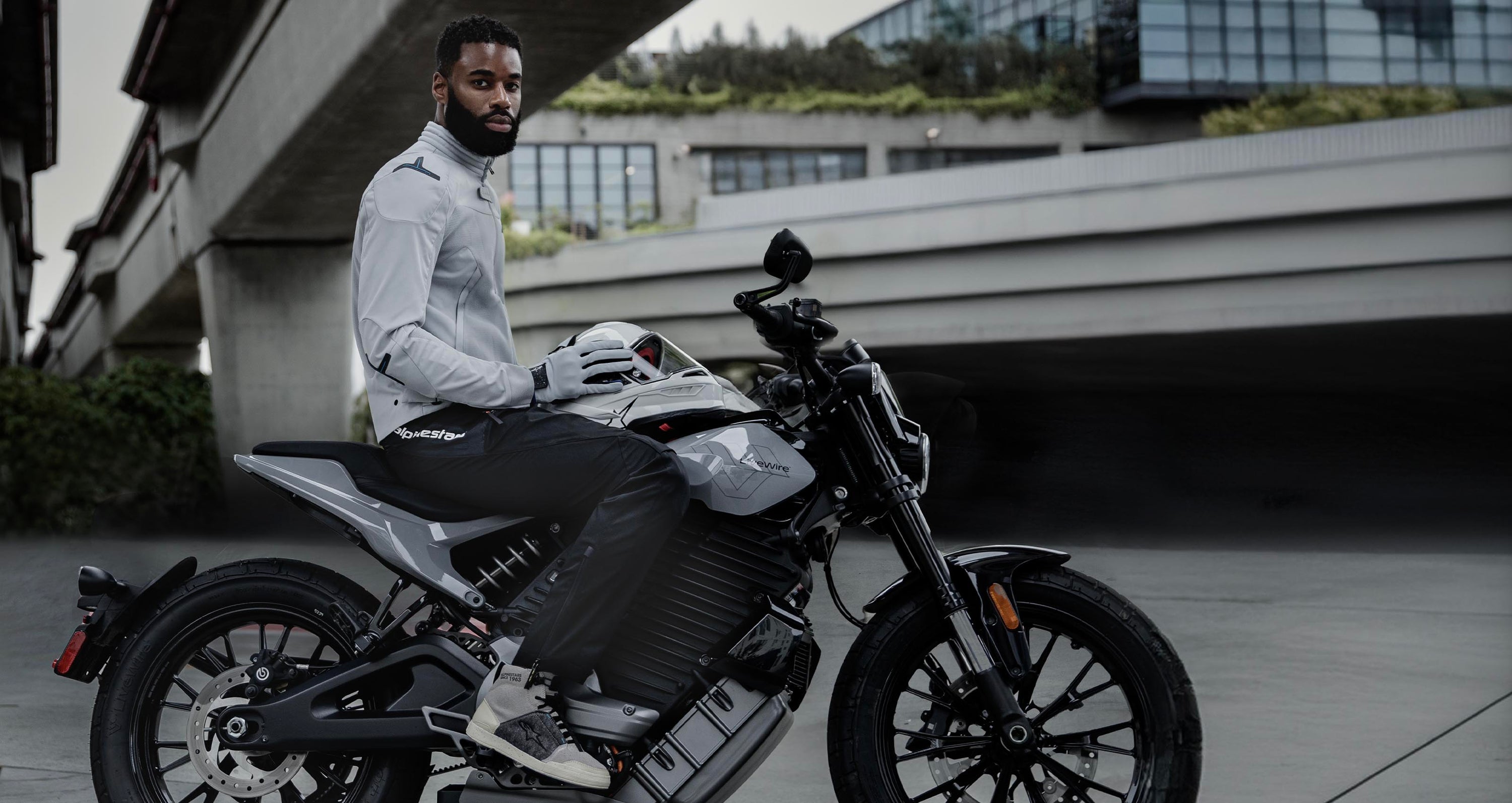 Image 23001830228026