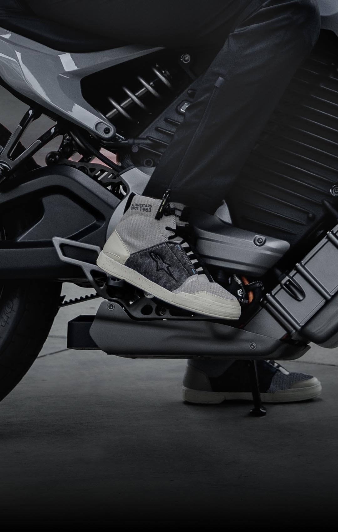 Image 23001683230778