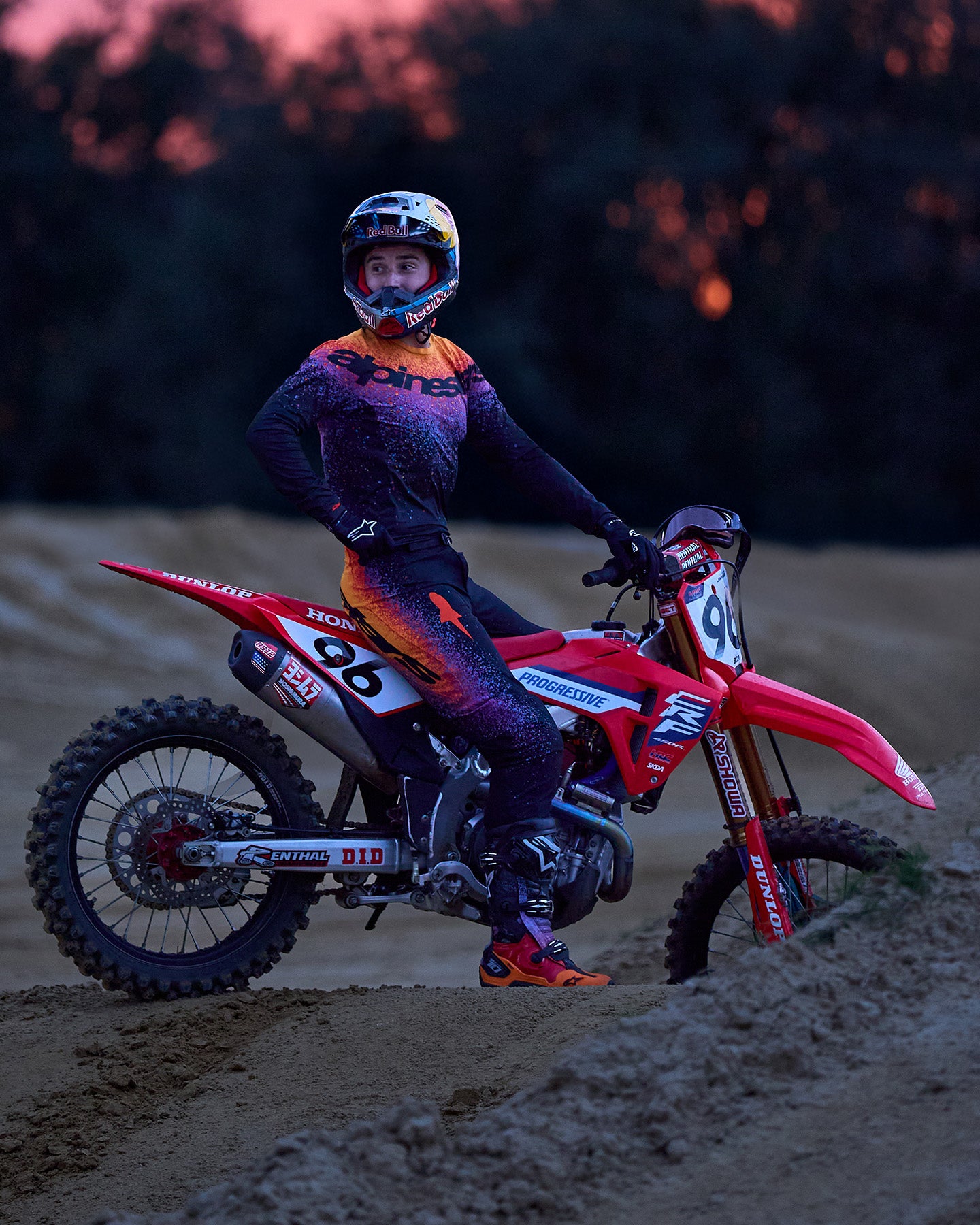 Image 23802140622906