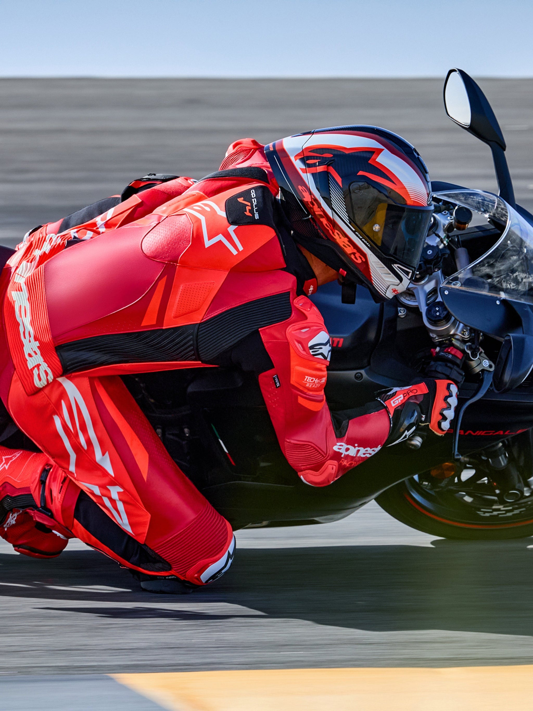 plus racing gear 48 / Red Fluo/Mid Red/White