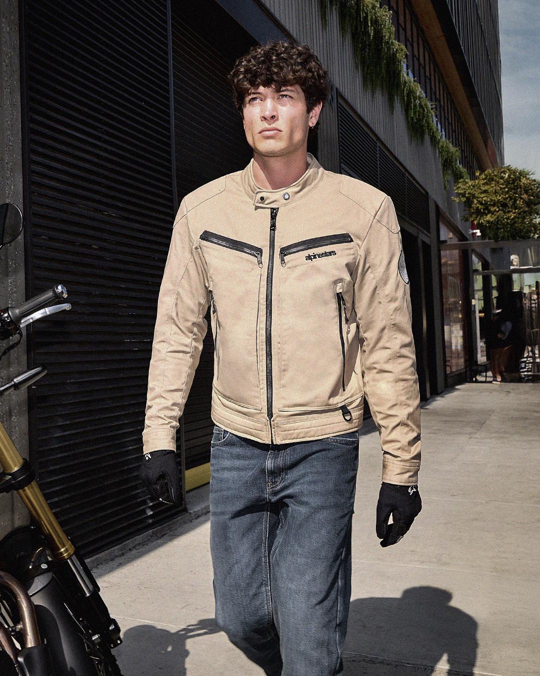 Image 23987330809914