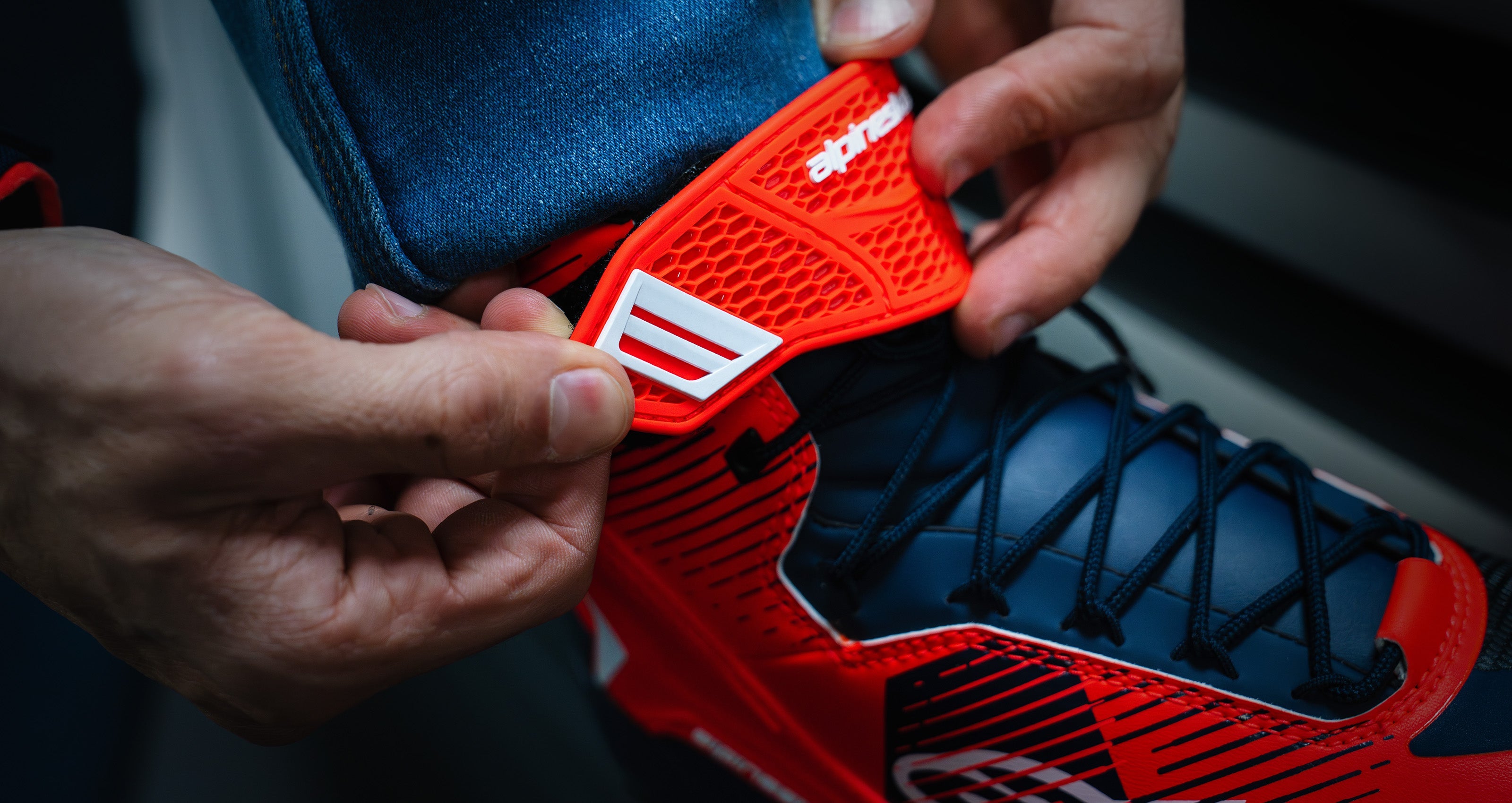 MM93 Faster-4 - Motorcycle Shoes | Alpinestars®