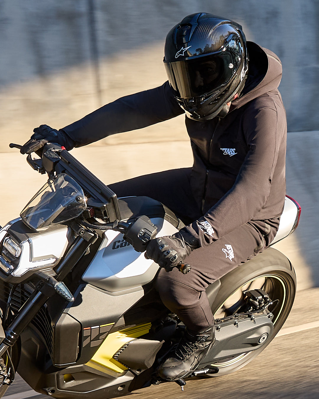 Aeroshell - Motorcycle Pants | Alpinestars®